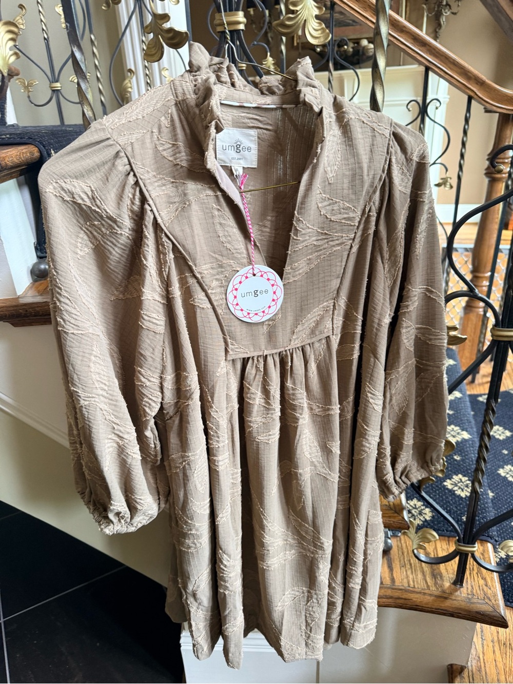 Umgee NWT Jessy Dress Mushroom Small. Cute Pattern. Polyester